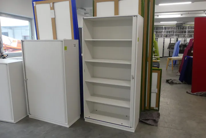Büroschrank Maße in cm: ca. 100 x 46 x 199